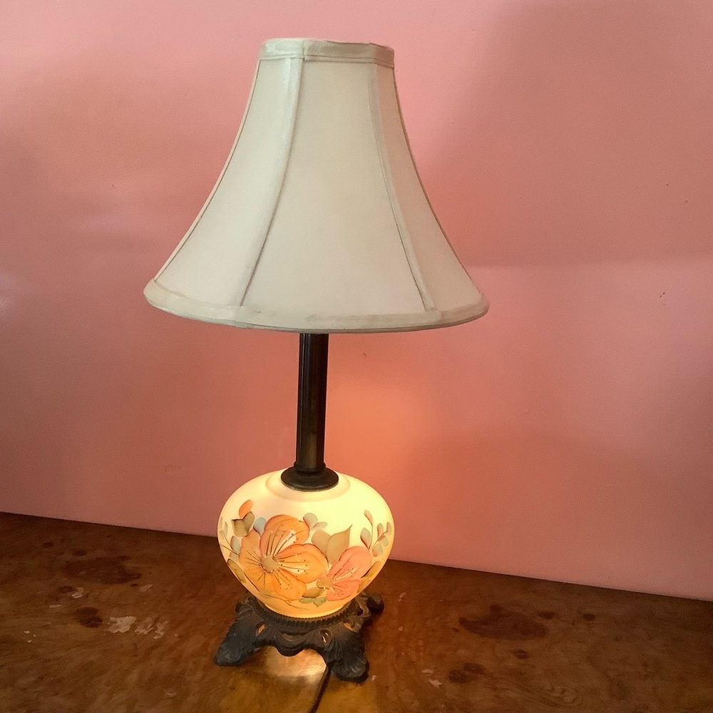 Vintage Hedco #3004 Lamp Glass Floral Base Fabric Shade 3 Way   29.75”
